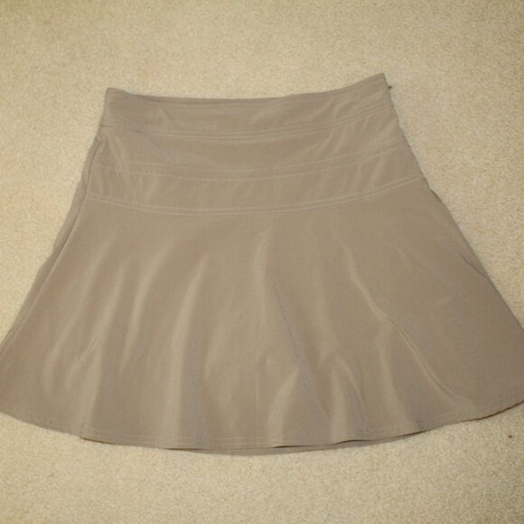 Athleta Every Skort - Flattering!! (size 4) - Picture 2 of 6